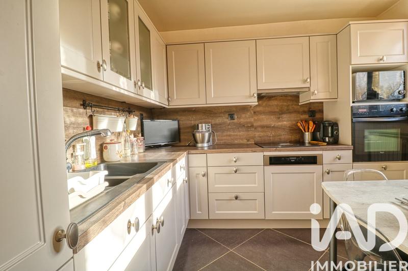 Maison - 157 m² - 7 pièces