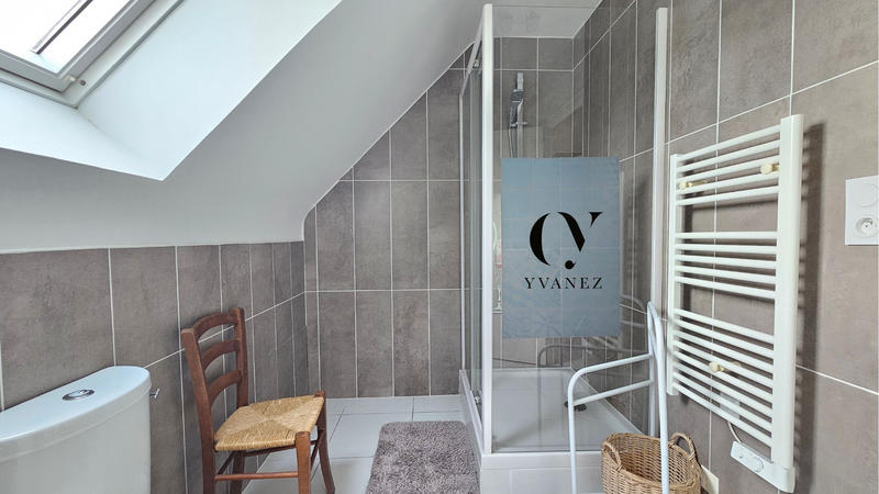 Maison - 131 m² - 7 pièces