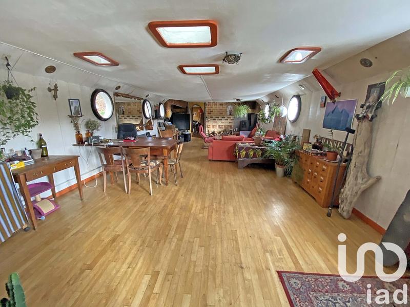 Maison - 250 m² - 10 pièces