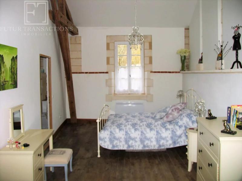 Moulin - 330 m² - 10 pièces