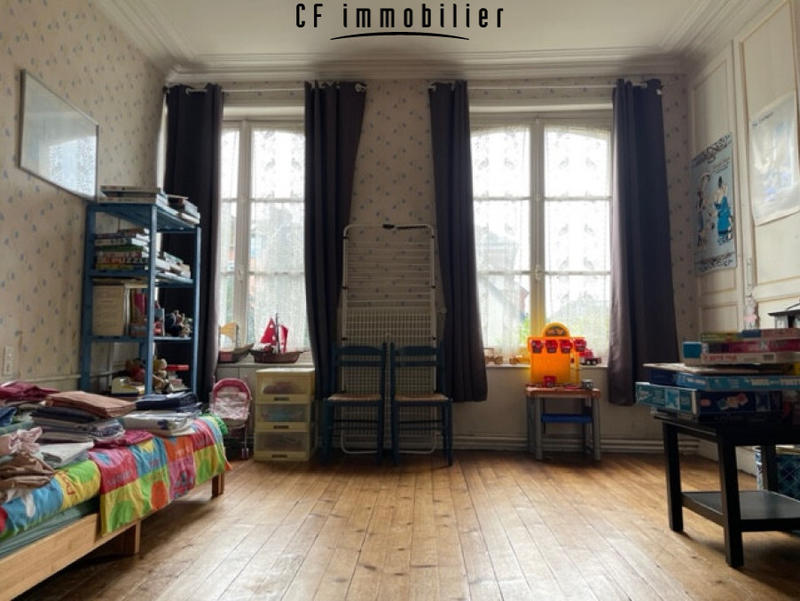 Maison - 390 m² - 10 pièces