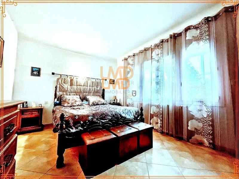 Villa - 176 m² - 7 pièces