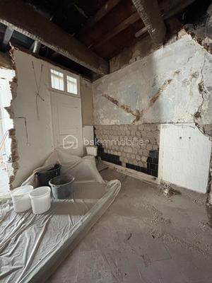 Appartement - 75 m² - 1 pièce