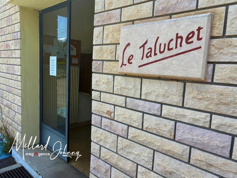 Immeuble - 1 011 m²