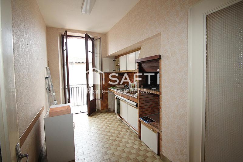 Maison - 202 m² - 7 pièces