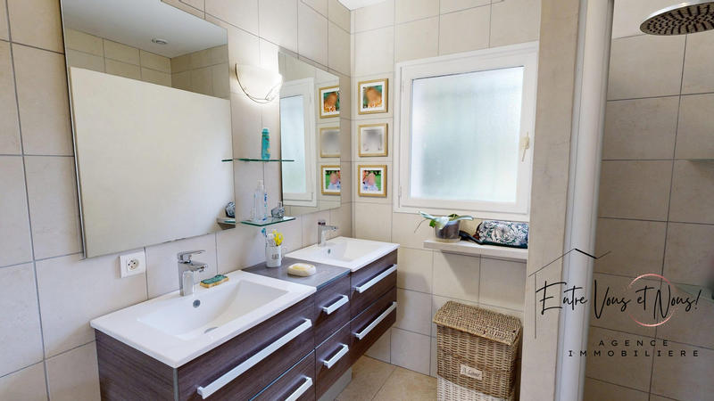 Maison - 156 m² - 5 pièces