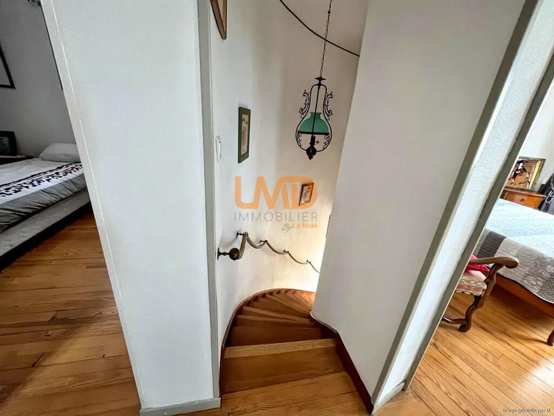 Maison - 160 m² - 8 pièces