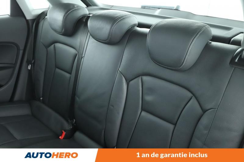 Audi A1 sportback 1.6 Tdi Ambition Luxe s tronic 116 ch