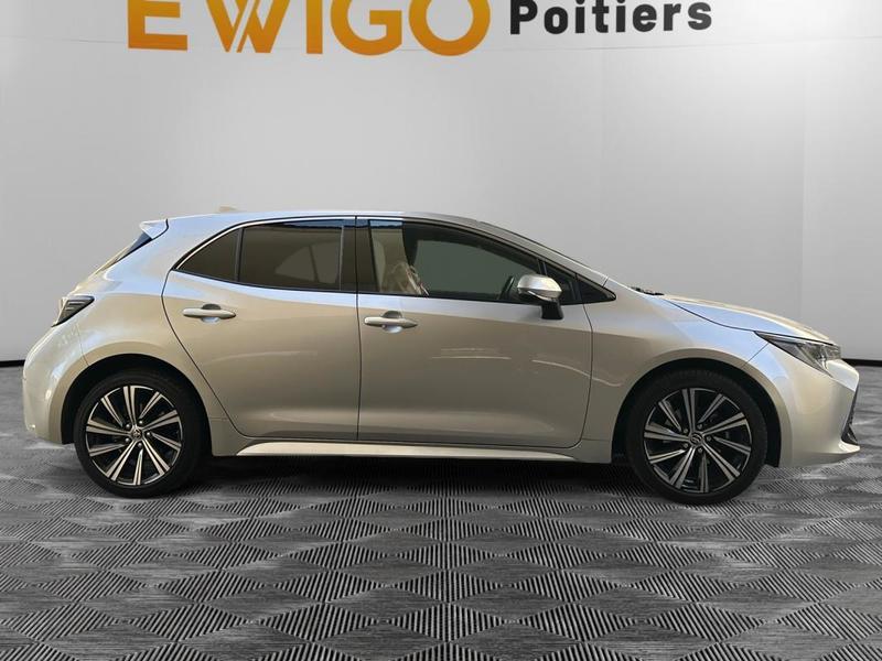 Toyota Corolla 122h Hybrid Design Bva