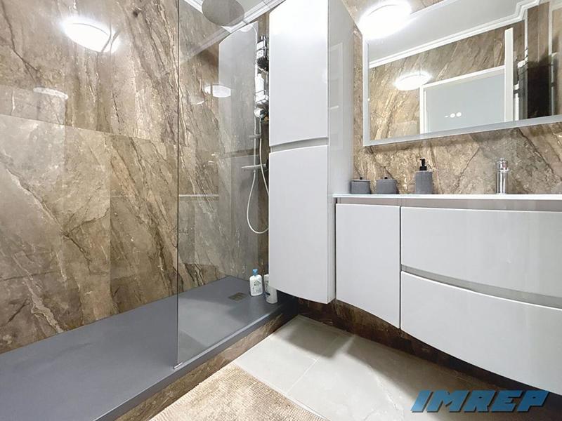 Appartement - 75 m² - 3 pièces