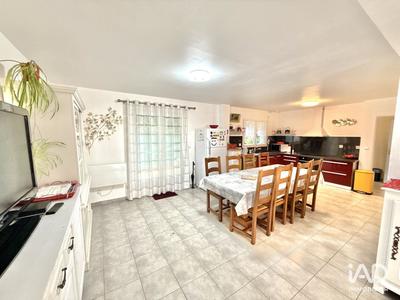 Maison - 108 m² - 5 pièces