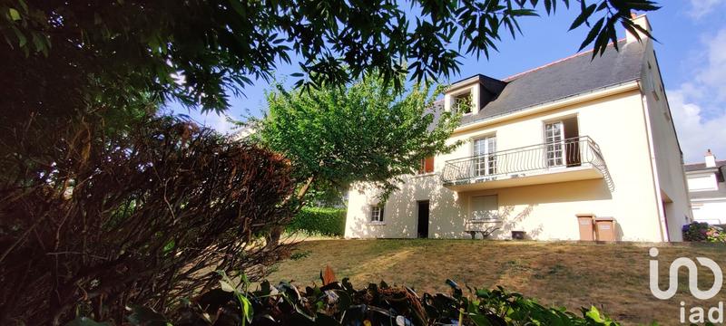 Maison - 162 m² - 8 pièces