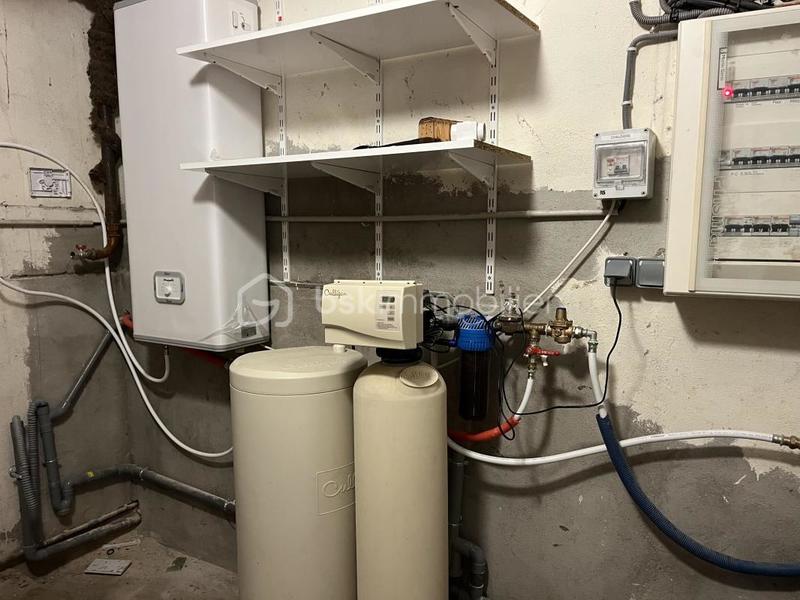 Maison traditionnelle - 193 m² - 8 pièces