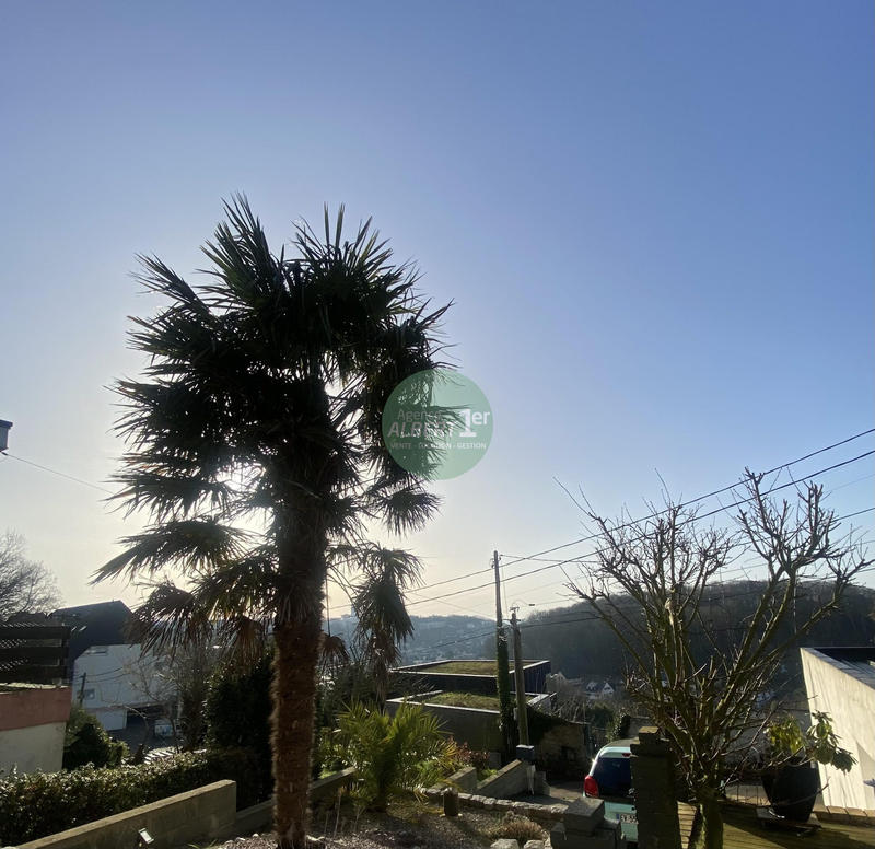 Appartement - 98 m² - 5 pièces