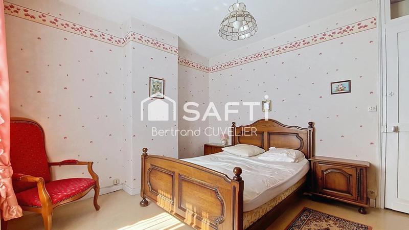 Maison - 99 m² - 6 pièces