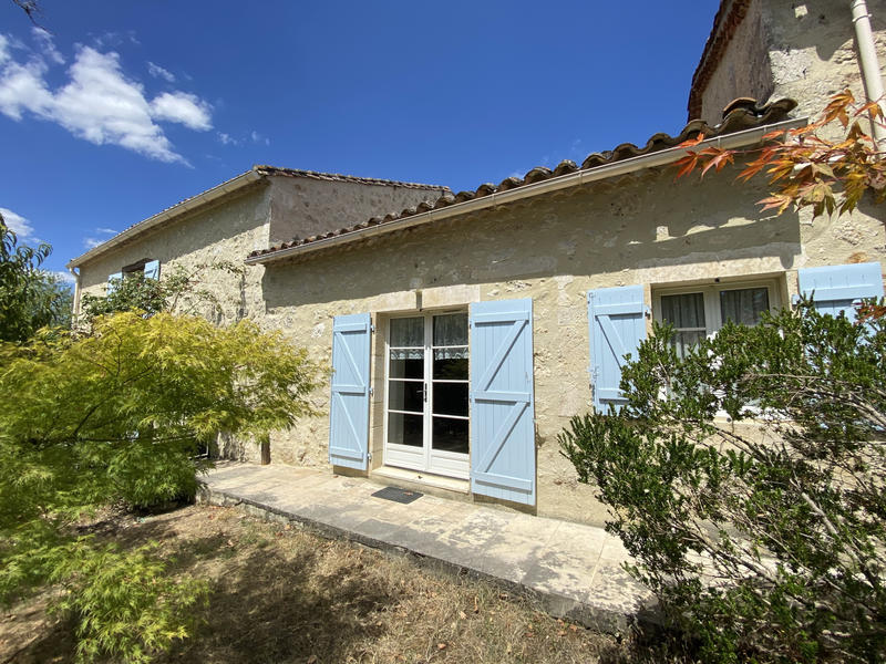 Maison - 414 m² - 15 pièces