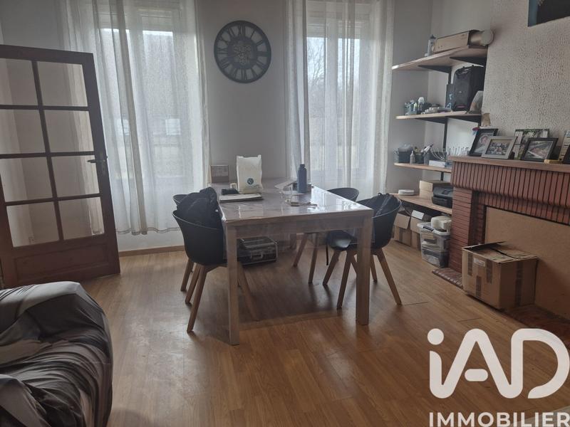 Maison - 99 m² - 4 pièces