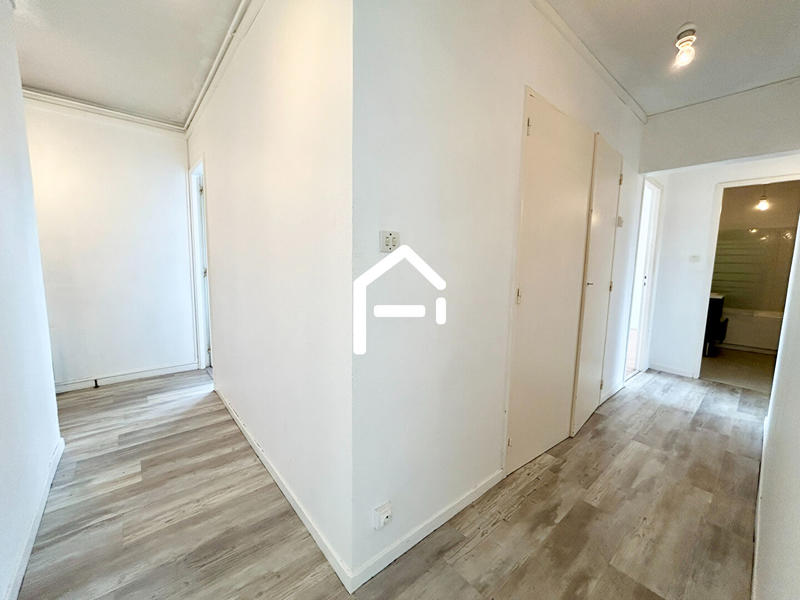 Appartement - 67 m² - 3 pièces