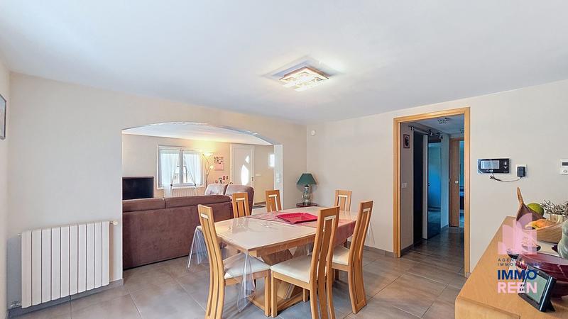 Villa - 177 m² - 8 pièces