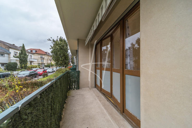 Appartement - 80 m² - 3 pièces