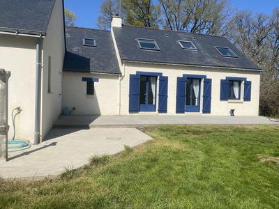 Maison contemporaine - 179 m² - 8 pièces