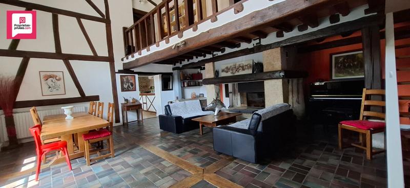 Demeure - 320 m² - 10 pièces