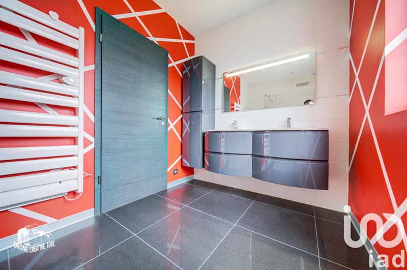 Maison - 127 m² - 6 pièces