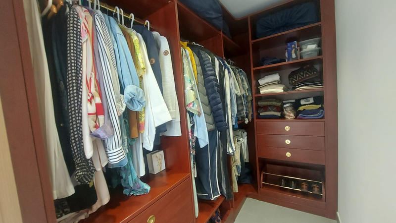 Propriété - 190 m² - 6 pièces