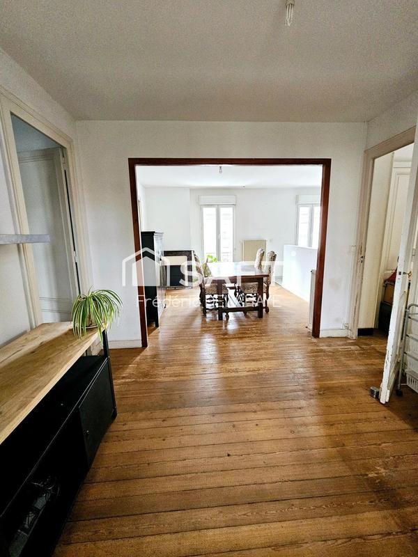 Maison - 167 m² - 6 pièces