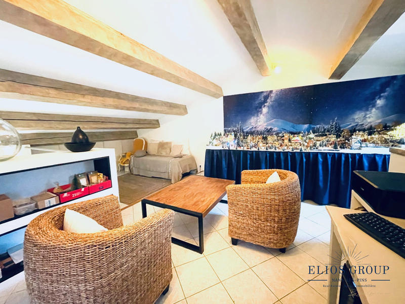 Maison - 167 m² - 6 pièces