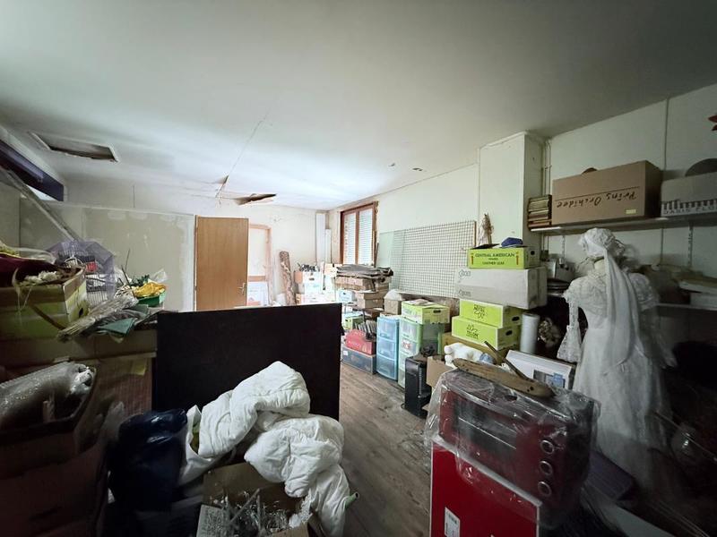 Maison - 280 m² - 4 pièces