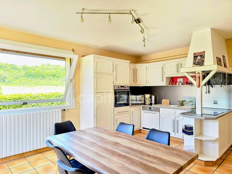 Pavillon - 135 m² - 6 pièces