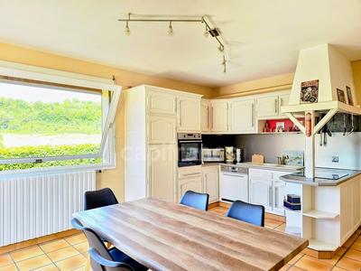 Pavillon - 135 m² - 6 pièces