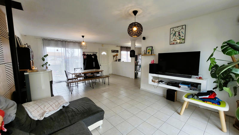 Maison - 98 m² - 5 pièces