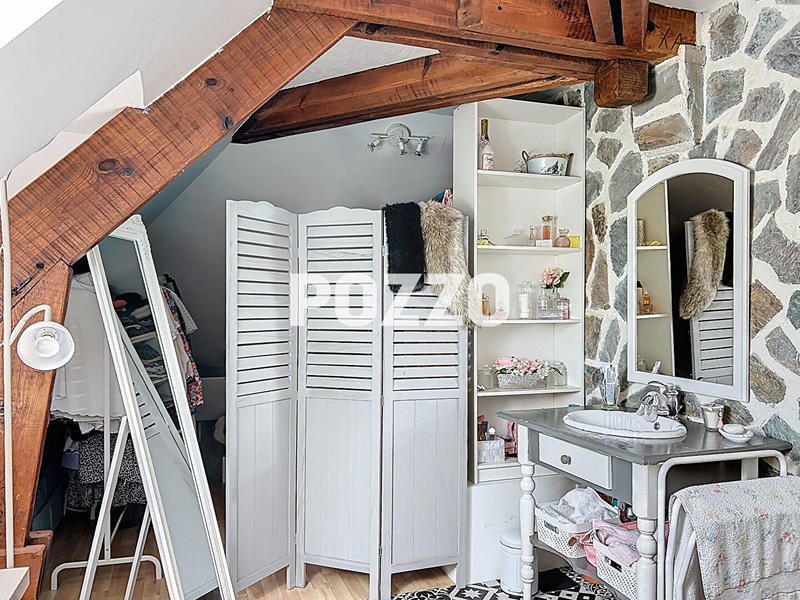 Maison - 189 m² - 7 pièces