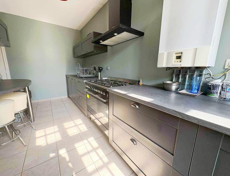 Appartement - 81 m² - 3 pièces