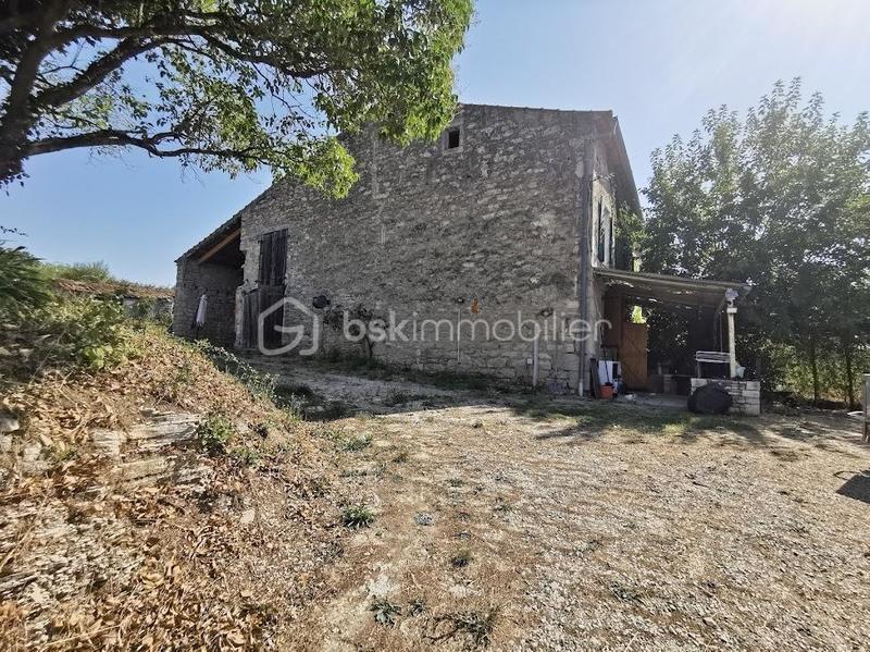 Maison en pierre - 35 m² - 3 pièces