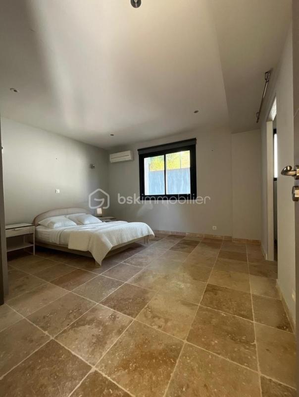 Maison - 168 m² - 6 pièces