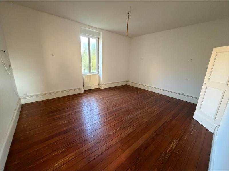 Appartement - 77 m² - 3 pièces