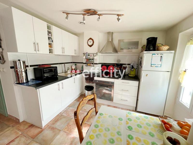 Appartement - 77 m² - 3 pièces