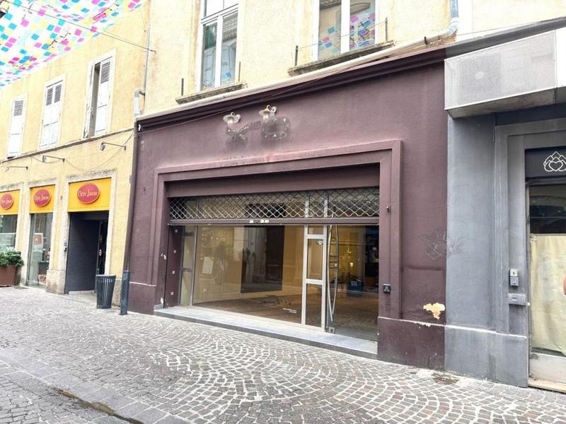 Local commercial - 116 m² - 2 pièces