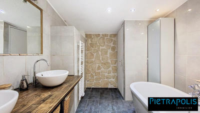 Appartement - 88 m² - 3 pièces