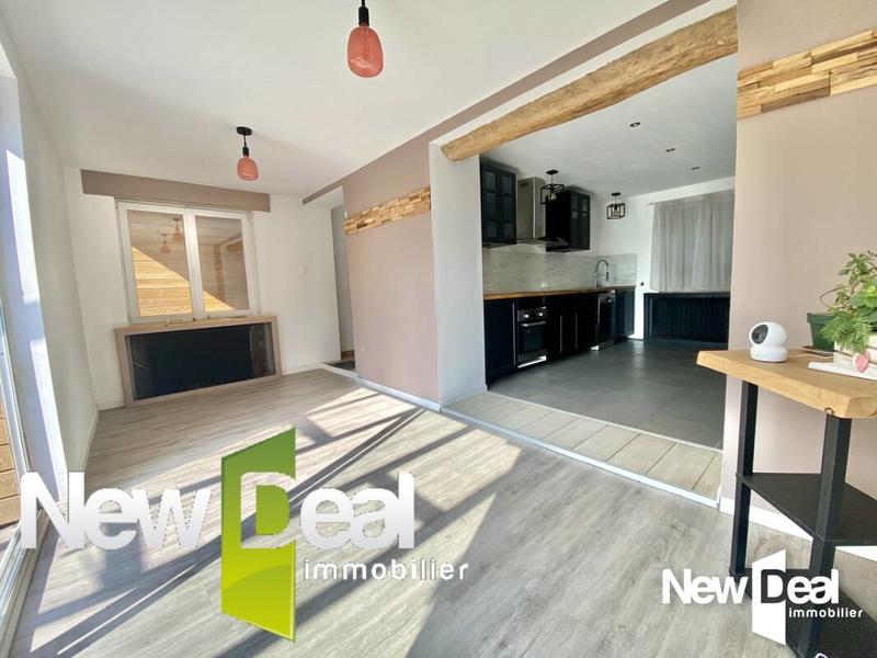 Maison - 259 m² - 11 pièces