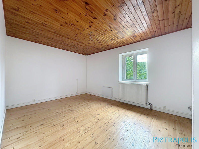 Maison - 85 m² - 5 pièces