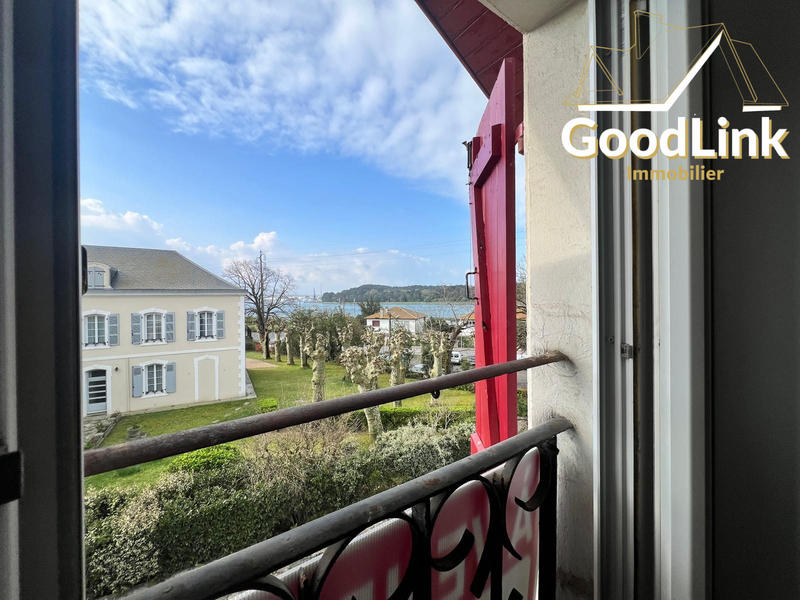 Appartement - 94 m² - 4 pièces