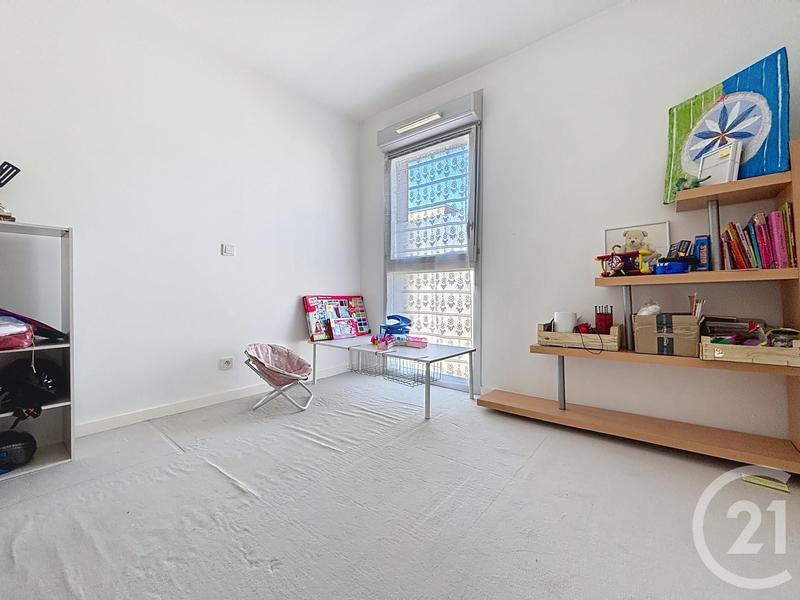 Appartement - 77 m² - 4 pièces