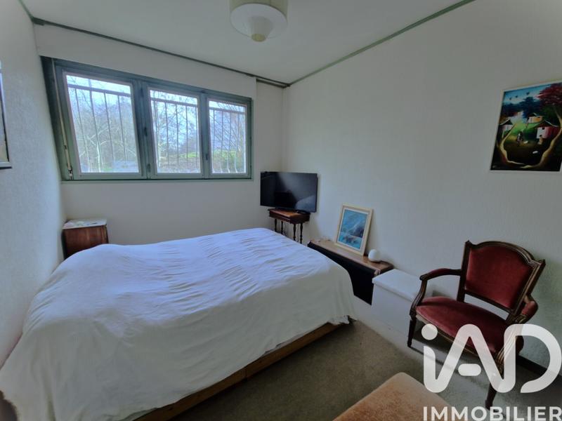 Maison - 93 m² - 5 pièces