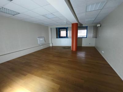 Appartement - 77 m² - 3 pièces
