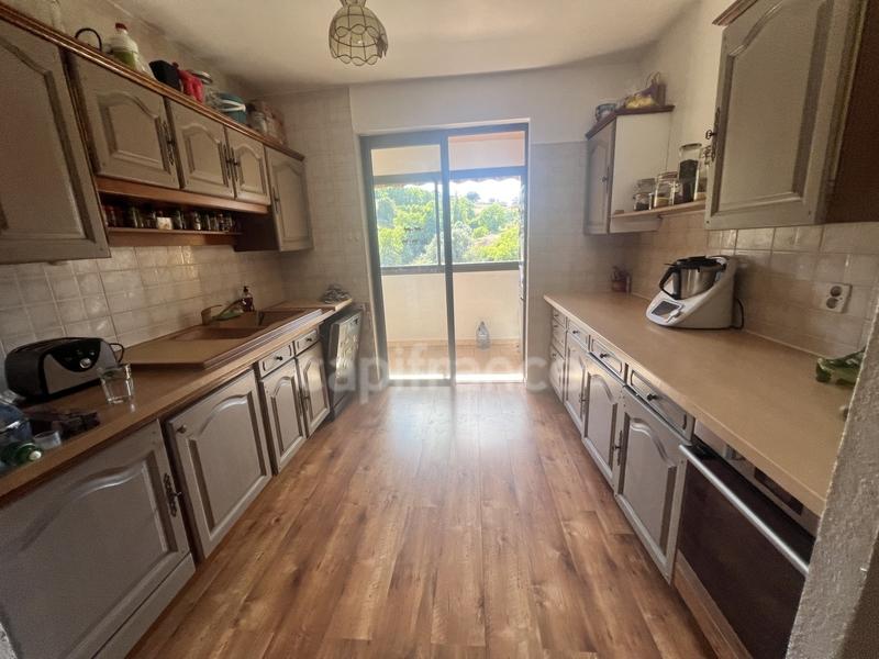 Maison - 80 m² - 5 pièces