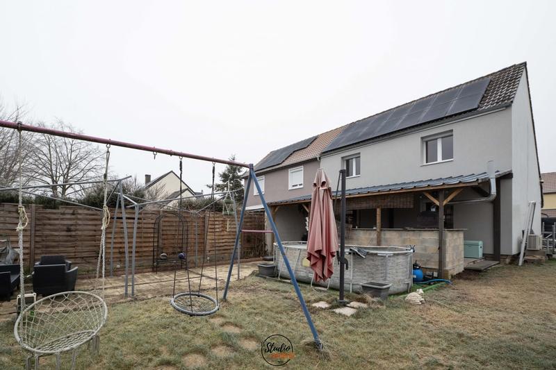 Maison - 104 m² - 5 pièces